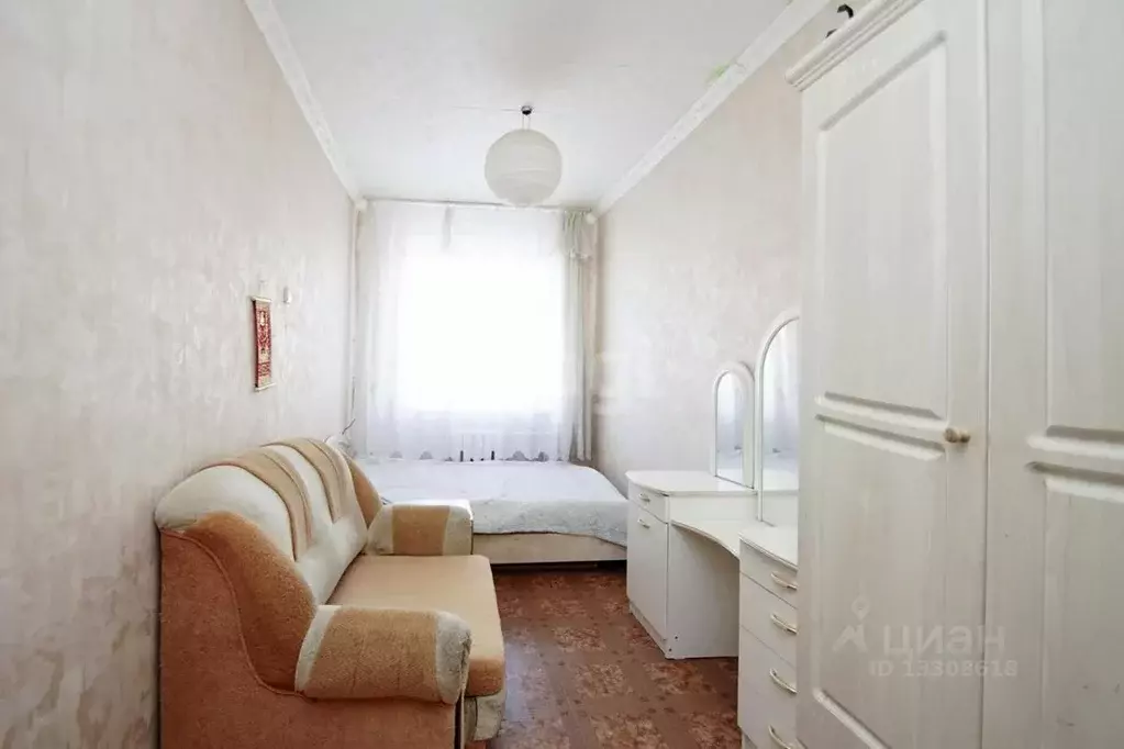 2-к кв. Омская область, Омск Спортивный проезд, 1 (42.1 м) - Фото 0
