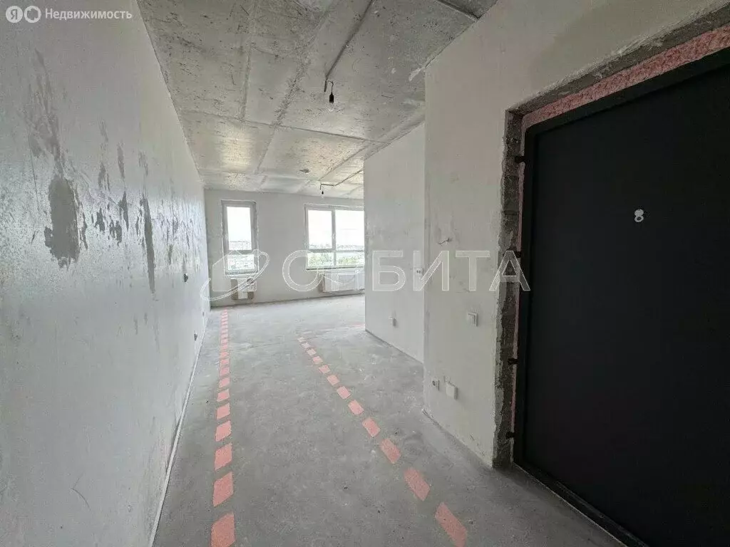 Квартира-студия: Тюмень, улица Ветеранов Труда, 36к1 (30.7 м) - Фото 1