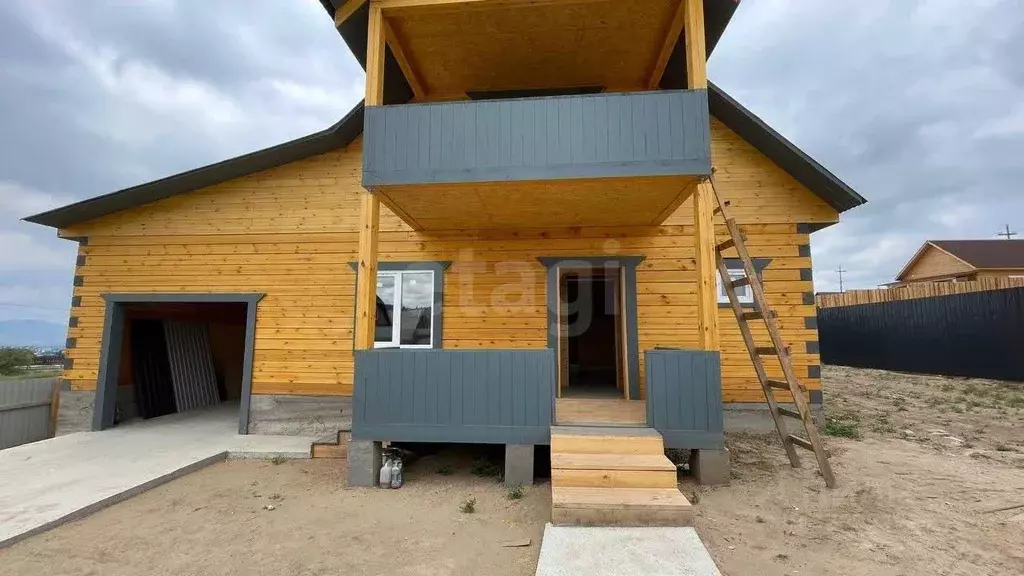 Дом в Бурятия, Тарбагатайский район, Саянтуйское с/пос, с. Нижний ... - Фото 1