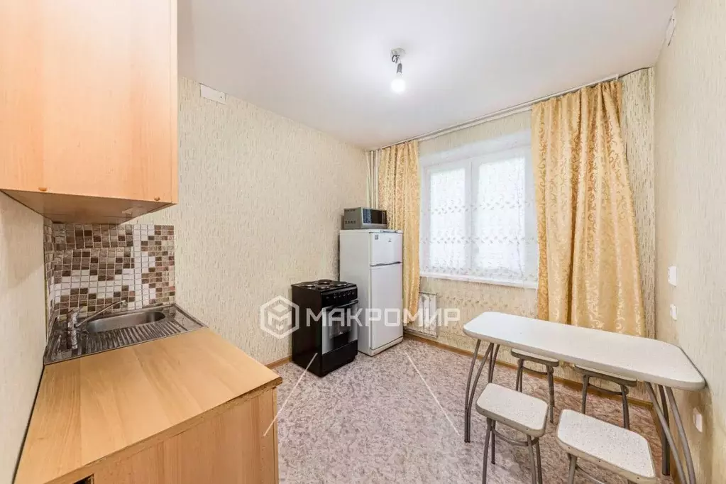 1-к кв. Челябинская область, Челябинск ул. Мусы Джалиля, 12 (32.0 м) - Фото 2