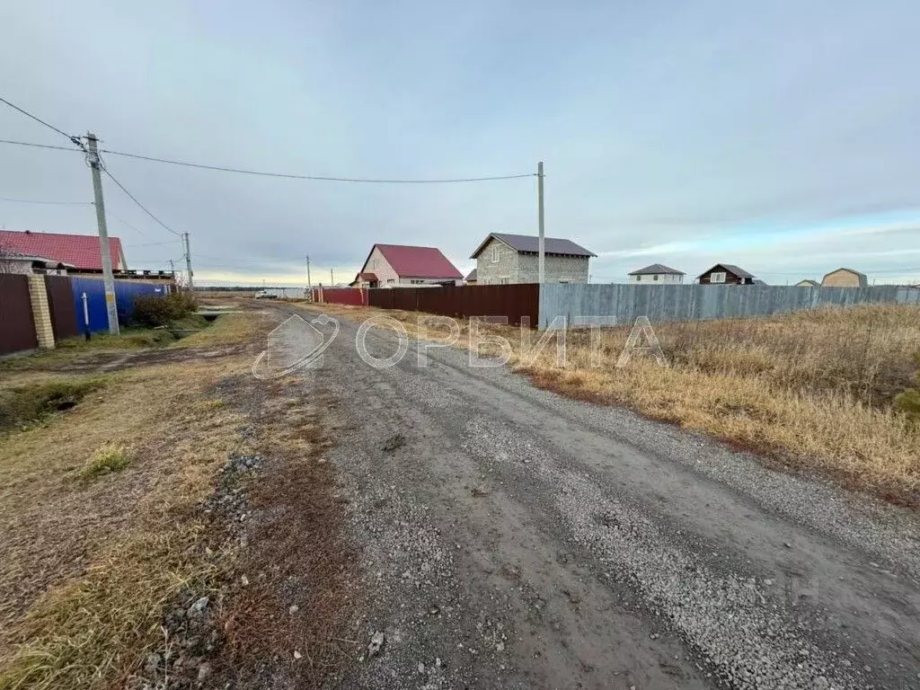Участок в Тюменская область, Тюменский район, д. Елань, Московские ... - Фото 0