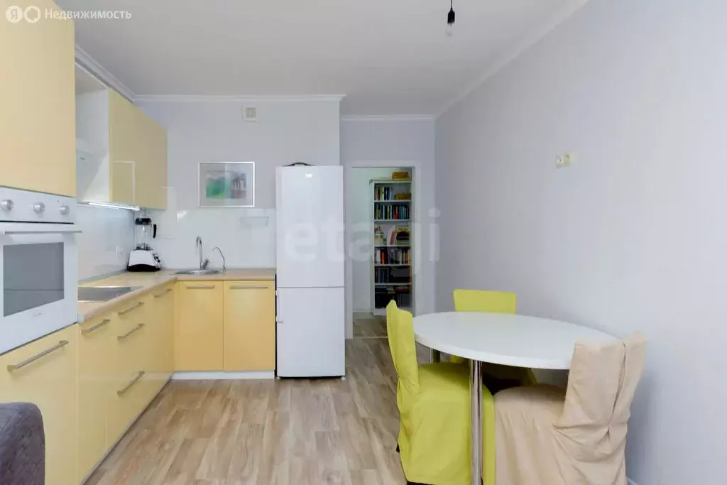 1-комнатная квартира: Тюмень, улица Николая Зелинского, 17 (48.6 м) - Фото 1