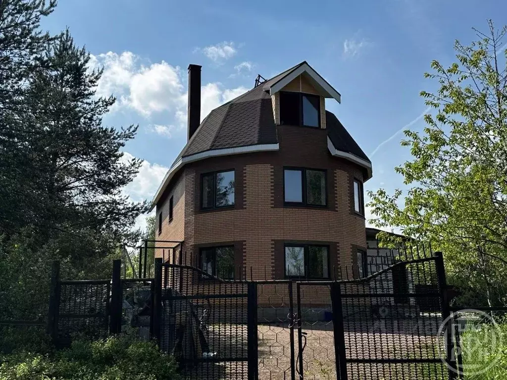 Дом в Ленинградская область, Ломоносовский район, Виллозское городское ... - Фото 1