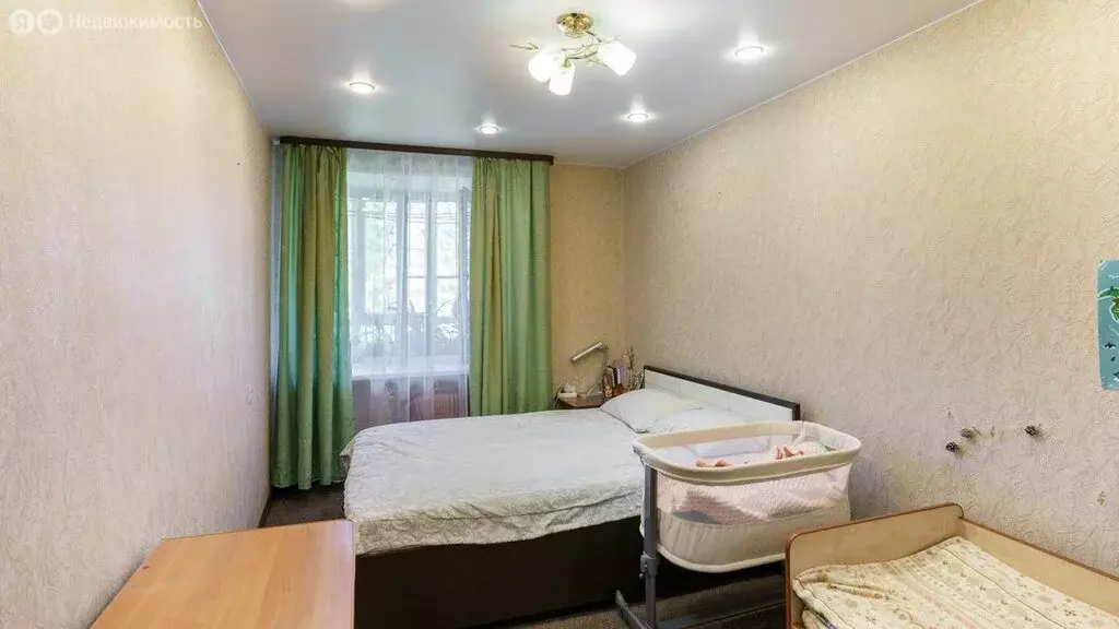 2-комнатная квартира: Тюмень, улица 30 лет Победы, 116 (47.9 м) - Фото 1