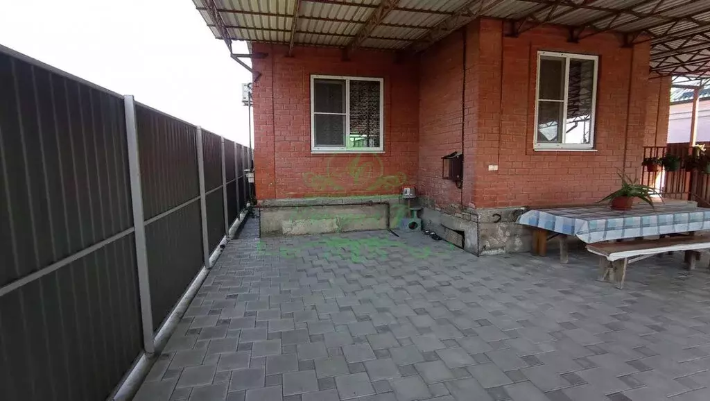 Дом в Крымск, Лагерная улица (115 м) - Фото 1