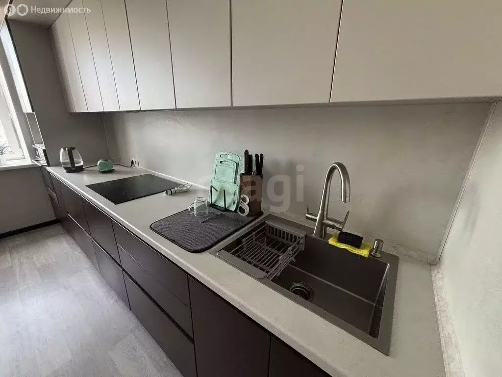 2-комнатная квартира: Барнаул, Парковая улица, 71 (56 м) - Фото 2