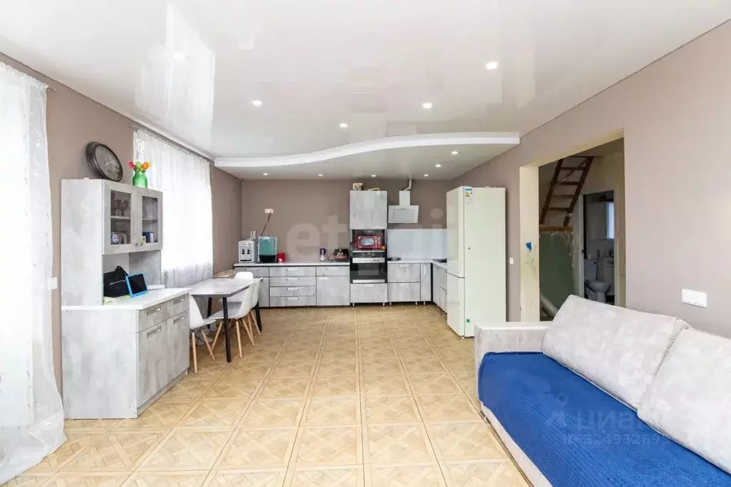 Дом в Красноярский край, Сосновоборский муниципальный округ, д. ... - Фото 1