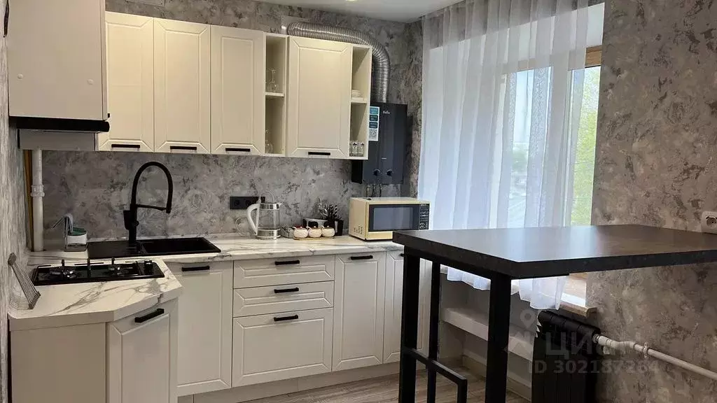 2-к кв. Татарстан, Казань ул. Мазита Гафури, 2 (44.0 м) - Фото 1