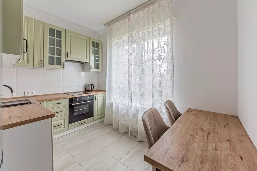 2-к кв. Москва Кастанаевская ул., 65 (62.0 м) - Фото 0