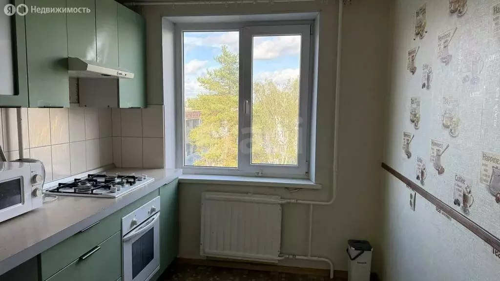 3-комнатная квартира: Псков, Госпитальная улица, 17 (61.9 м) - Фото 0