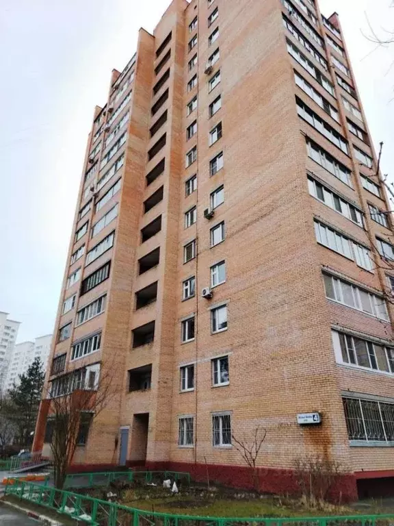 2-к кв. Московская область, Балашиха Кучино мкр, ул. Лесные Поляны, 4 ... - Фото 0
