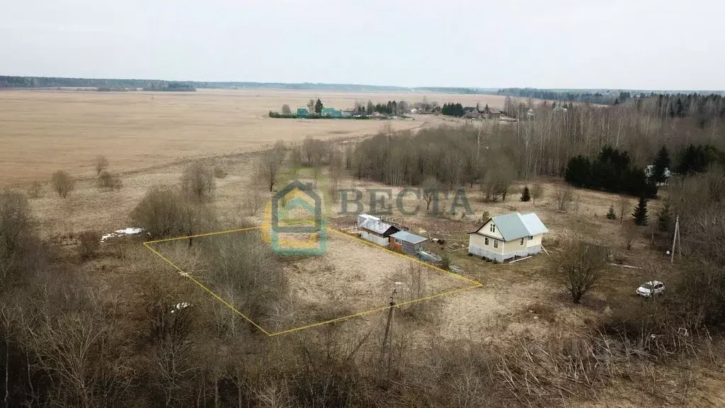 Участок в Ленинградская область, Гатчинский муниципальный округ, д. ... - Фото 1