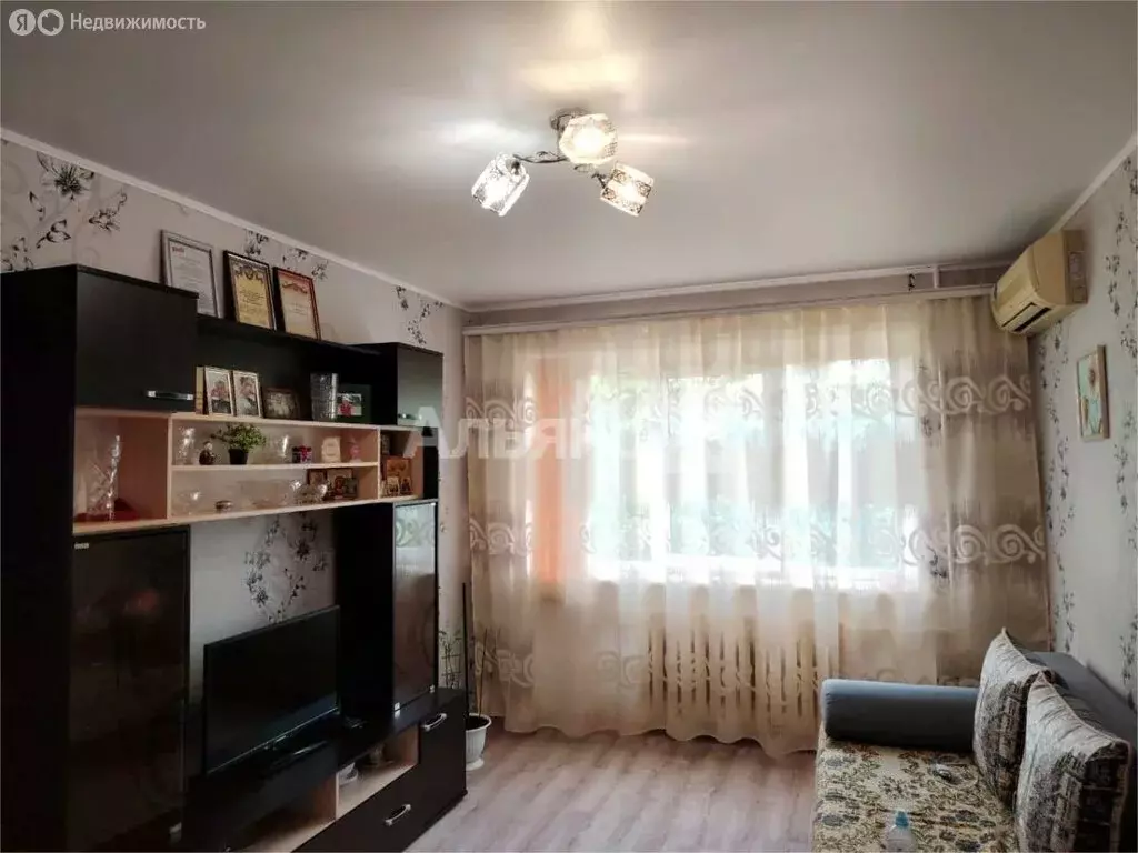 2-комнатная квартира: Шахты, улица Разина, 19А (44 м) - Фото 1