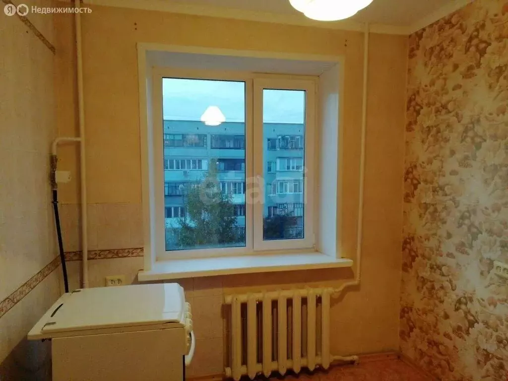 3-комнатная квартира: Курган, улица Криволапова, 21 (62.1 м) - Фото 2