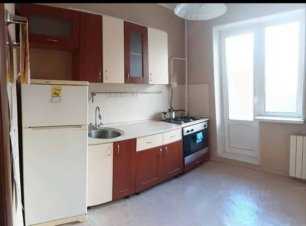 3-к кв. Омская область, Омск 6-й мкр, бул. Зеленый, 6к1 (64.4 м) - Фото 1