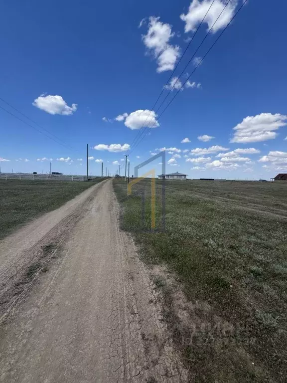 Участок в Крым, Сакский район, Молочненское с/пос, с. Витино  (5.0 ... - Фото 0