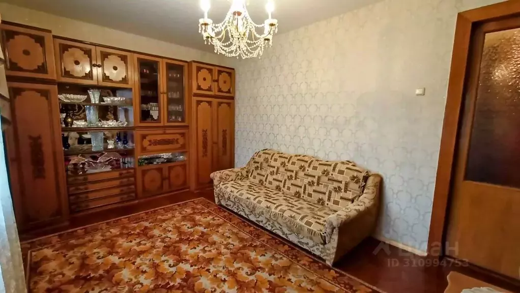 3-к кв. Курская область, Курск Золотая ул., 2А (71.8 м) - Фото 1