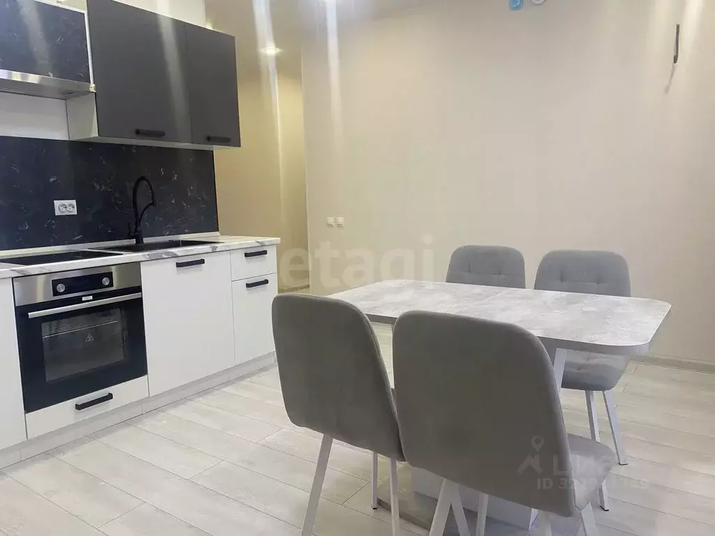 2-к кв. Тюменская область, Тюмень ул. Новоселов, 96 (75.0 м) - Фото 2