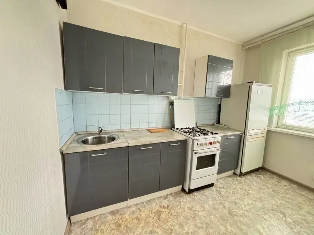 2-к кв. Волгоградская область, Волгоград ул. 8-й Воздушной Армии, 47 ... - Фото 2