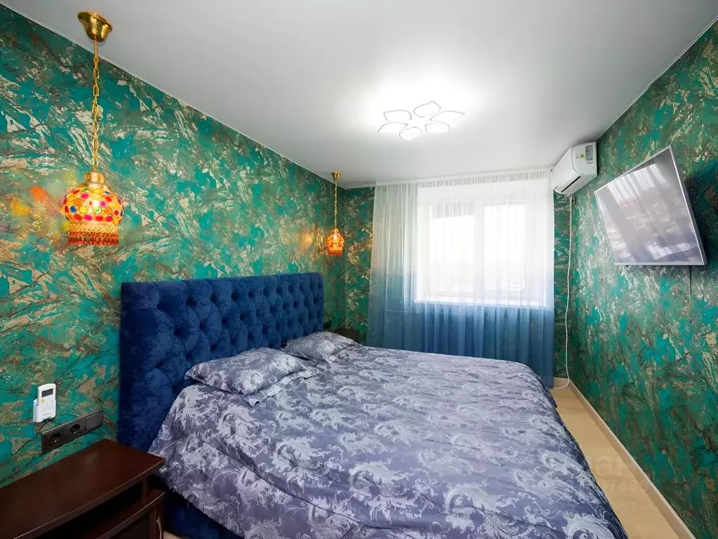 3-к кв. Омская область, Омск ул. 16-я Северная, 150к1 (102.0 м) - Фото 0