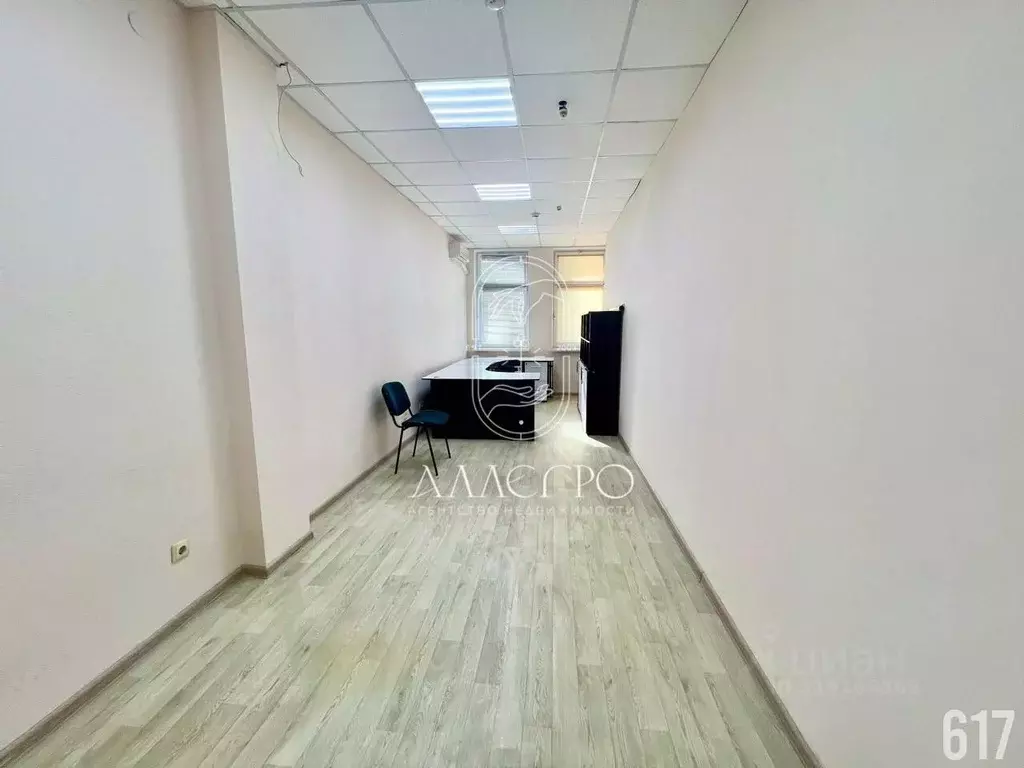 Помещение свободного назначения в Севастополь ул. Очаковцев, 19 (57 м) - Фото 1