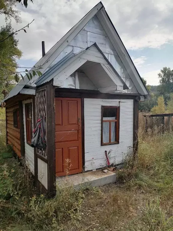 Дом в Оренбургская область, Кувандыкский муниципальный округ, д. ... - Фото 1