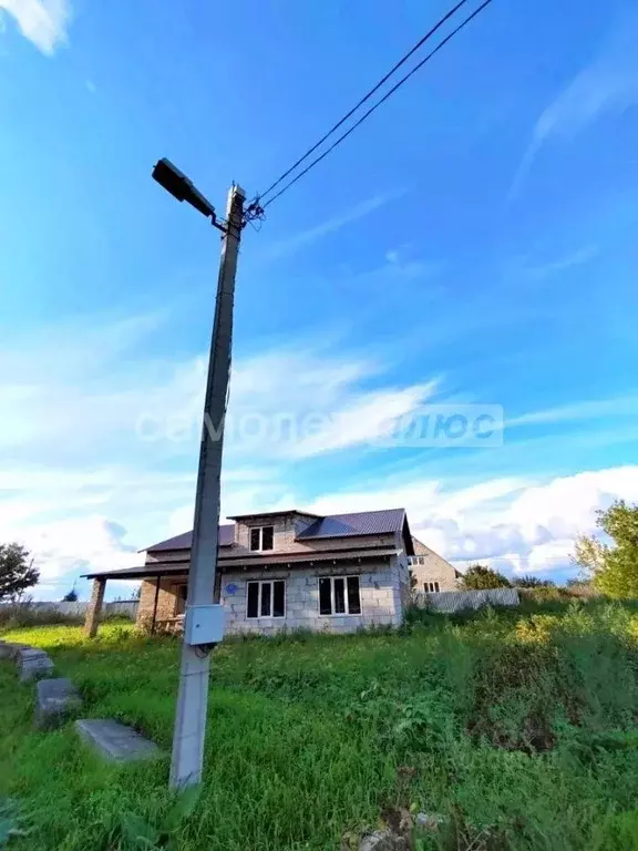 Дом в Калужская область, Дзержинский район, пос. Пятовский  (271 м) - Фото 1