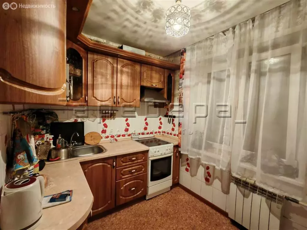 4-комнатная квартира: Красноярск, улица Щорса, 77 (65 м) - Фото 1