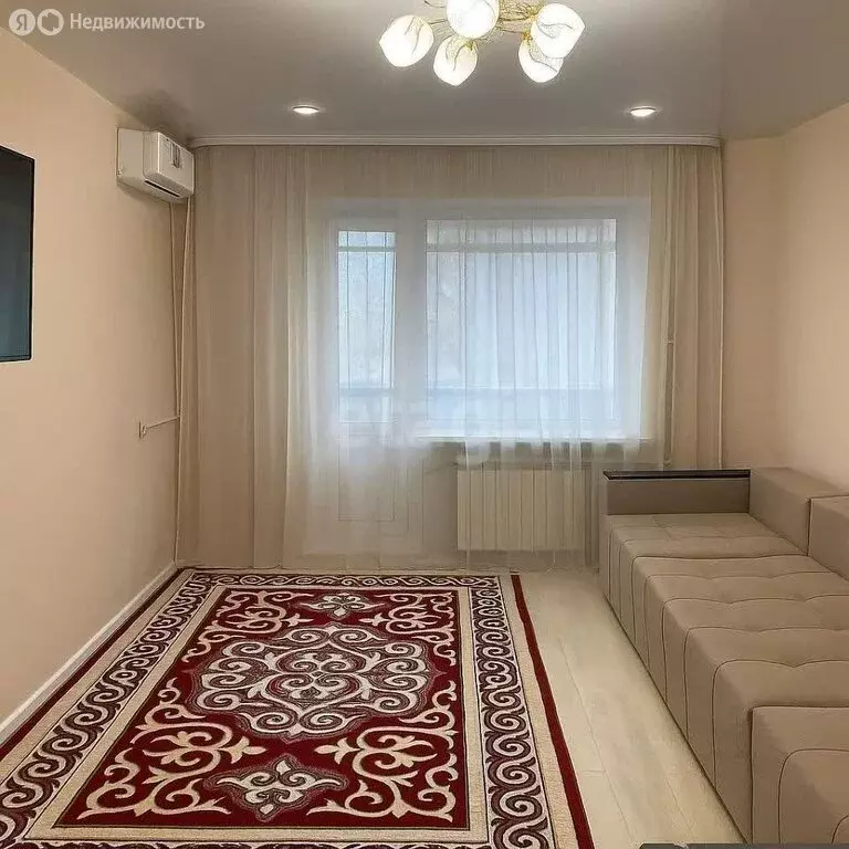 2-комнатная квартира: Омск, улица Дмитриева, 9 (54 м) - Фото 2