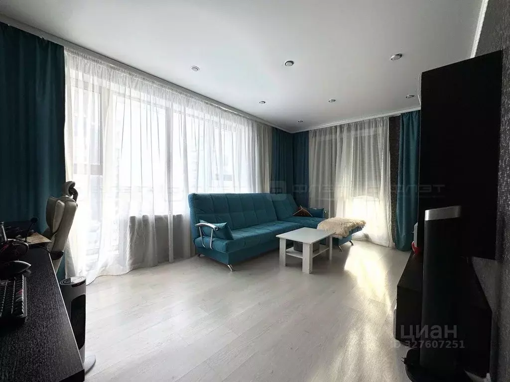 2-к кв. Татарстан, Казань Комсомольская ул., 2 (59.5 м) - Фото 1