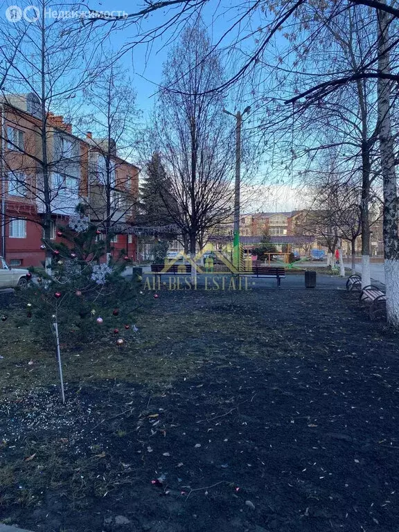 4-комнатная квартира: Владикавказ, Весенняя улица, 9 (253 м) - Фото 1