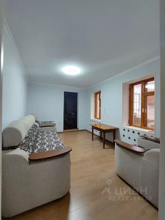 2-к кв. Кабардино-Балкария, Нальчик Интернациональная ул. (38.0 м) - Фото 1