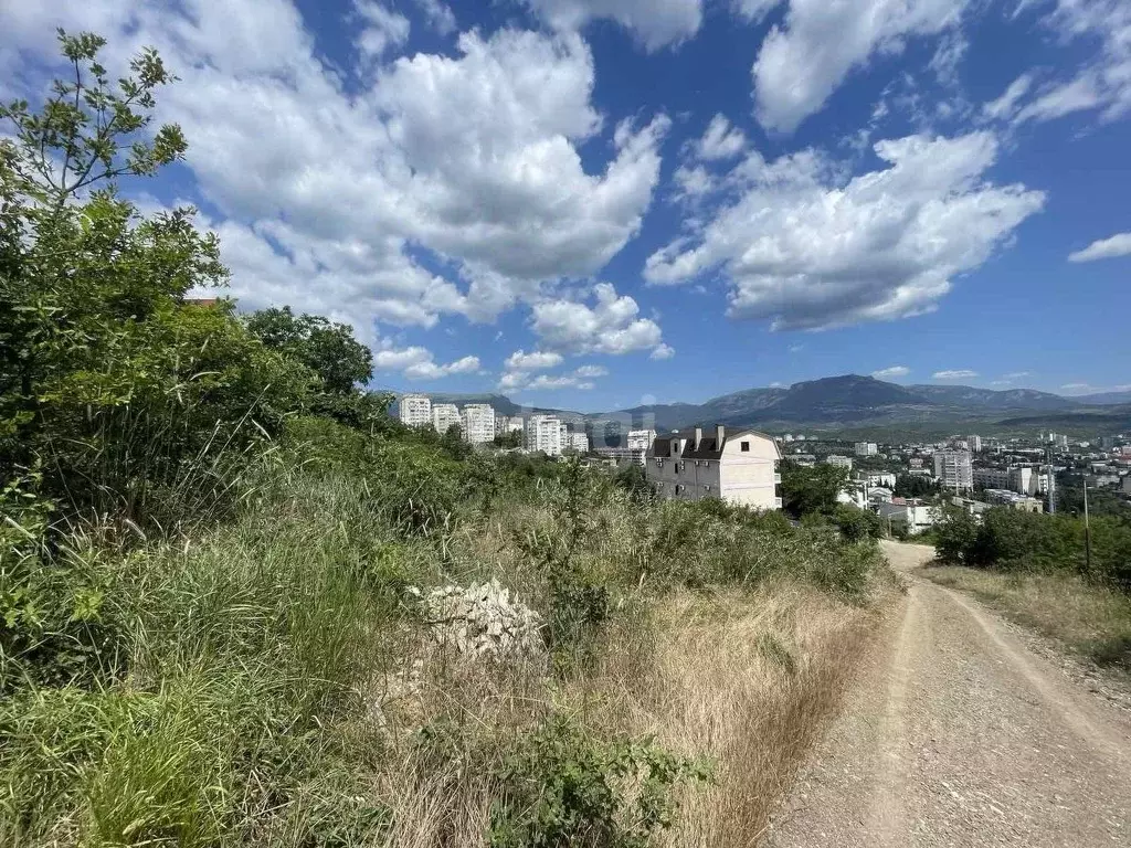 Участок в Крым, Алушта ул. Сергеева-Ценского (10.0 сот.) - Фото 0