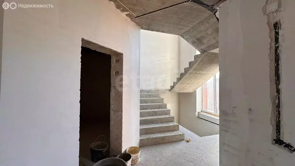 Дом в село Октябрьское, улица Советов (600 м) - Фото 1