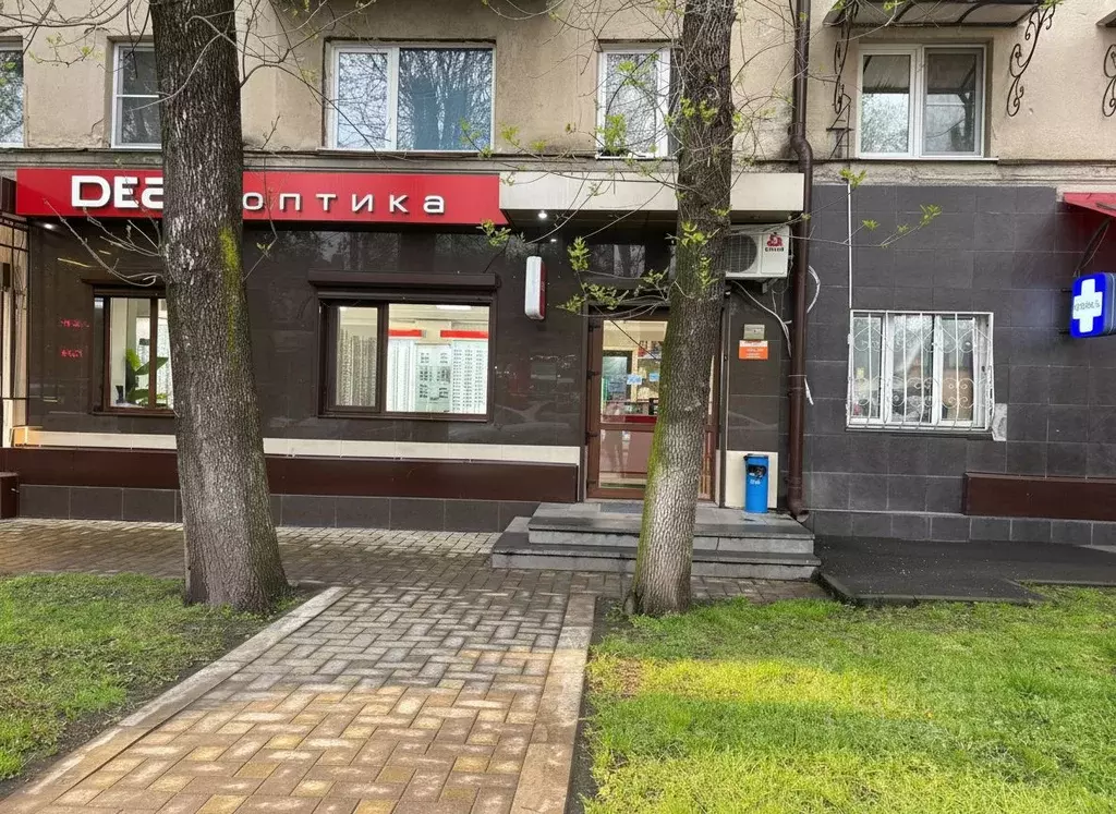 Торговая площадь в Северная Осетия, Владикавказ ул. Ватутина, 62 (85 ... - Фото 1