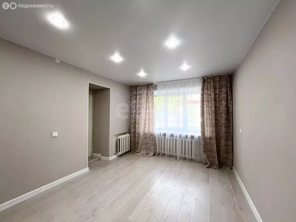 1-комнатная квартира: Пермь, улица Чкалова, 10 (31.8 м) - Фото 1