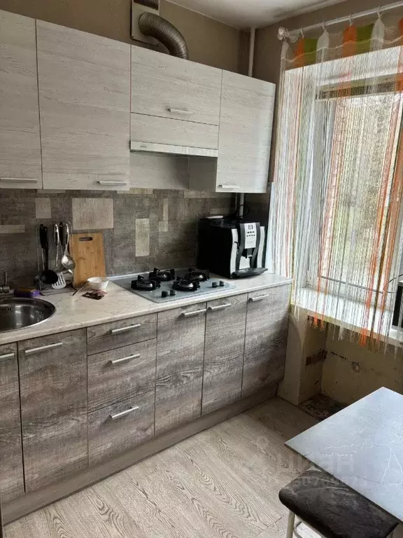 2-к кв. Вологодская область, Череповец ул. Бабушкина, 4 (43.0 м) - Фото 2