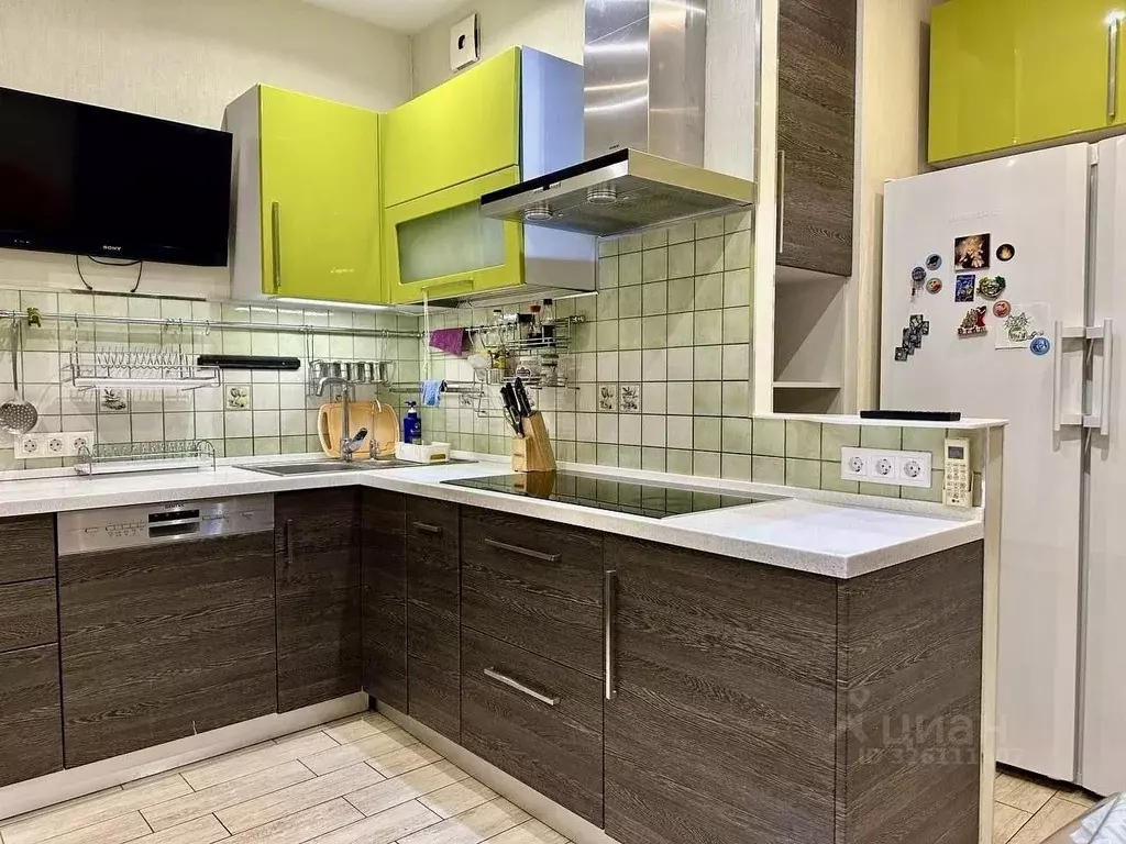 2-к кв. Санкт-Петербург Петергофское ш., 45 (68.7 м) - Фото 2