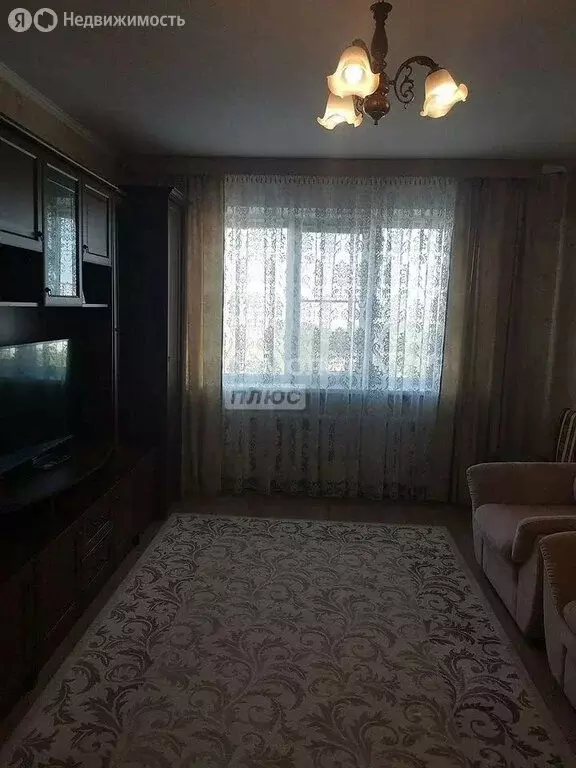 3-комнатная квартира: Батайск, улица Ушинского, 9А (65 м) - Фото 0