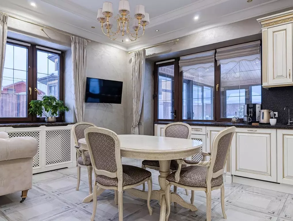 Дом в Москва с. Былово,  (203 м) - Фото 1