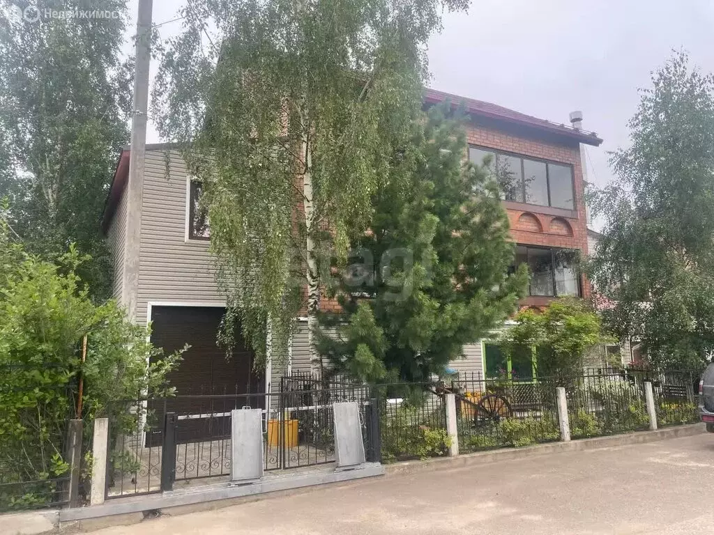 Дом в Сыктывкар, Набережная улица (232.2 м) - Фото 0