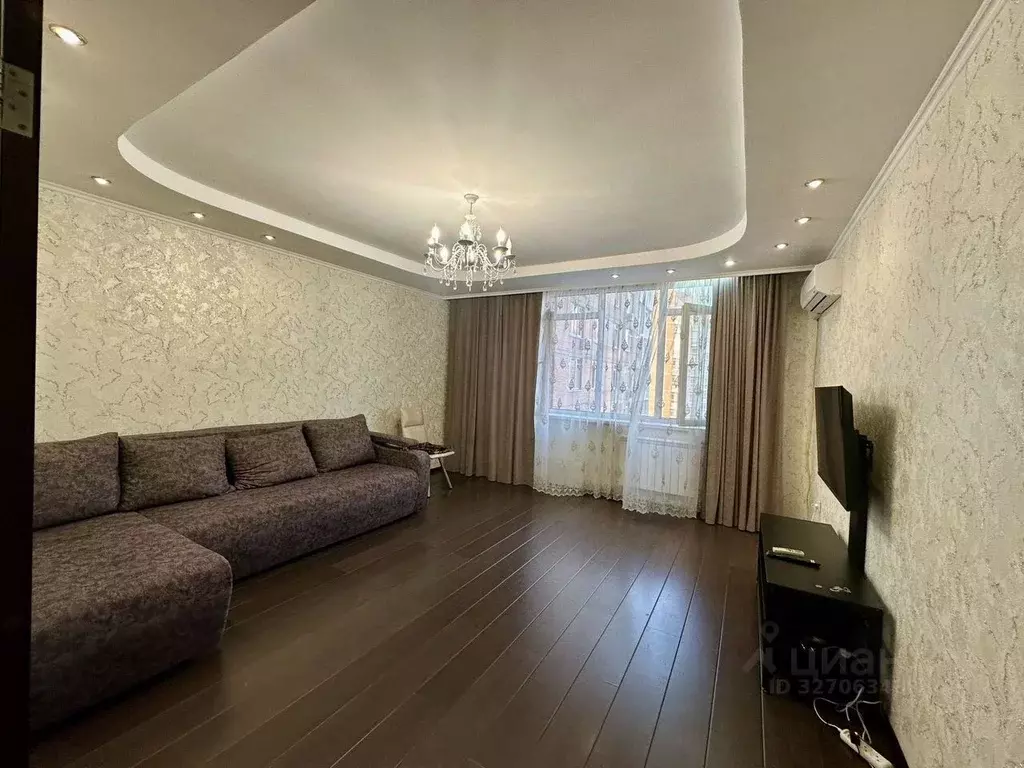 2-к кв. Красноярский край, Красноярск ул. Авиаторов, 40 (58.0 м) - Фото 1