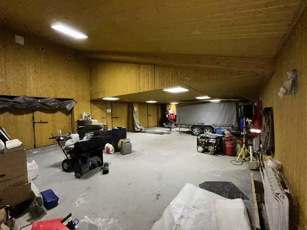 Гараж в Ханты-Мансийский АО, Нижневартовск ул. Маршала Жукова, 17 (115 ... - Фото 2