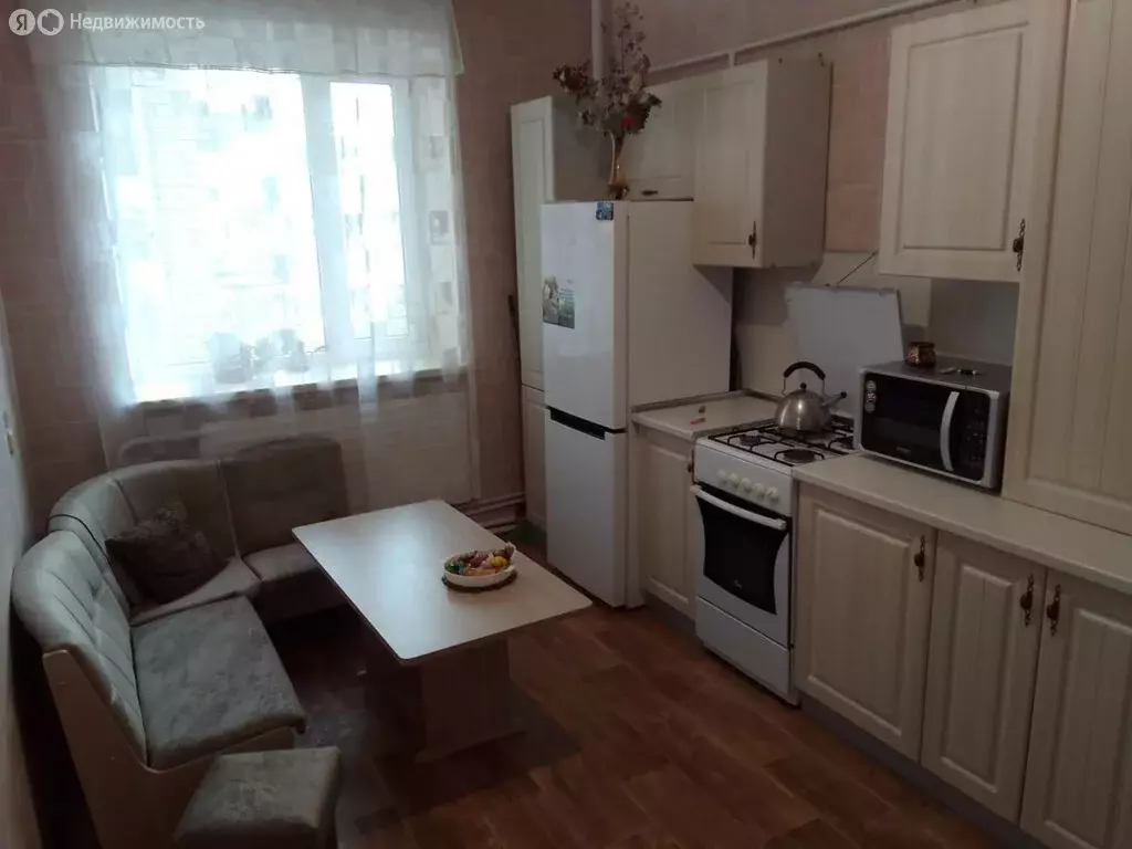 2-комнатная квартира: Ейск, Красная улица, 57А (59 м) - Фото 0