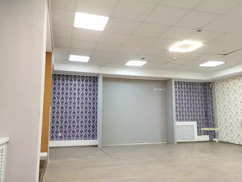 Помещение свободного назначения в Тверская область, Тверь бул. ... - Фото 1