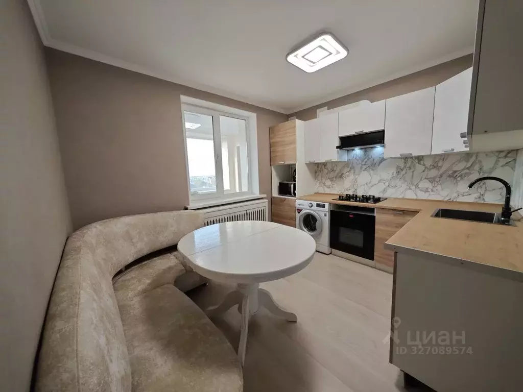 2-к кв. Крым, Симферополь ул. Толстого, 6 (60.0 м) - Фото 2