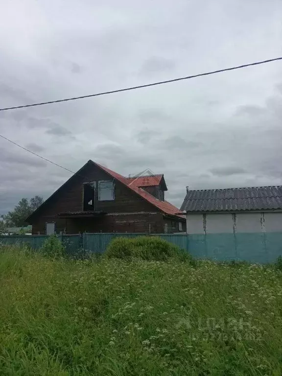 Дом в Новгородская область, Малая Вишера ул. Саши Александровой, 89 ... - Фото 1