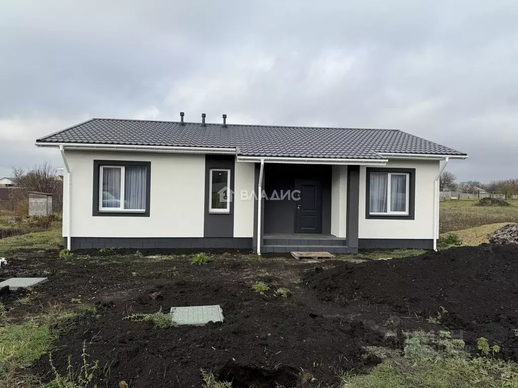 Дом в Белгородская область, Белгородский район, Хохловское с/пос, с. ... - Фото 1