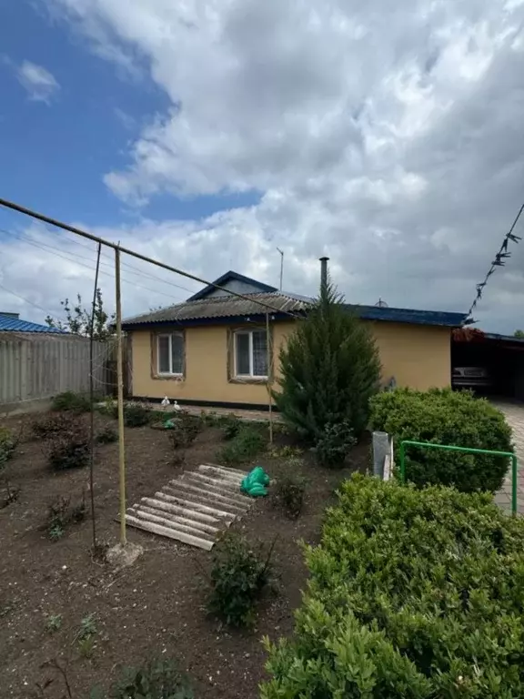 Дом в Крым, Джанкойский район, Победненское с/пос, с. Новая Жизнь ул. ... - Фото 1