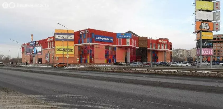 Торговая площадь (350 м) - Фото 1